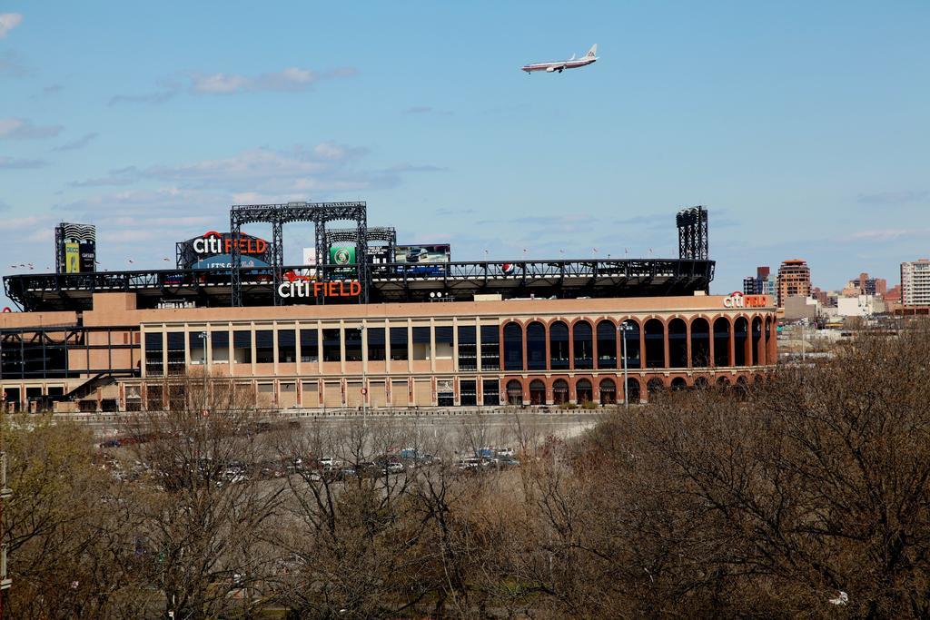 Corona Hotel New York - Laguardia Airport Экстерьер фото